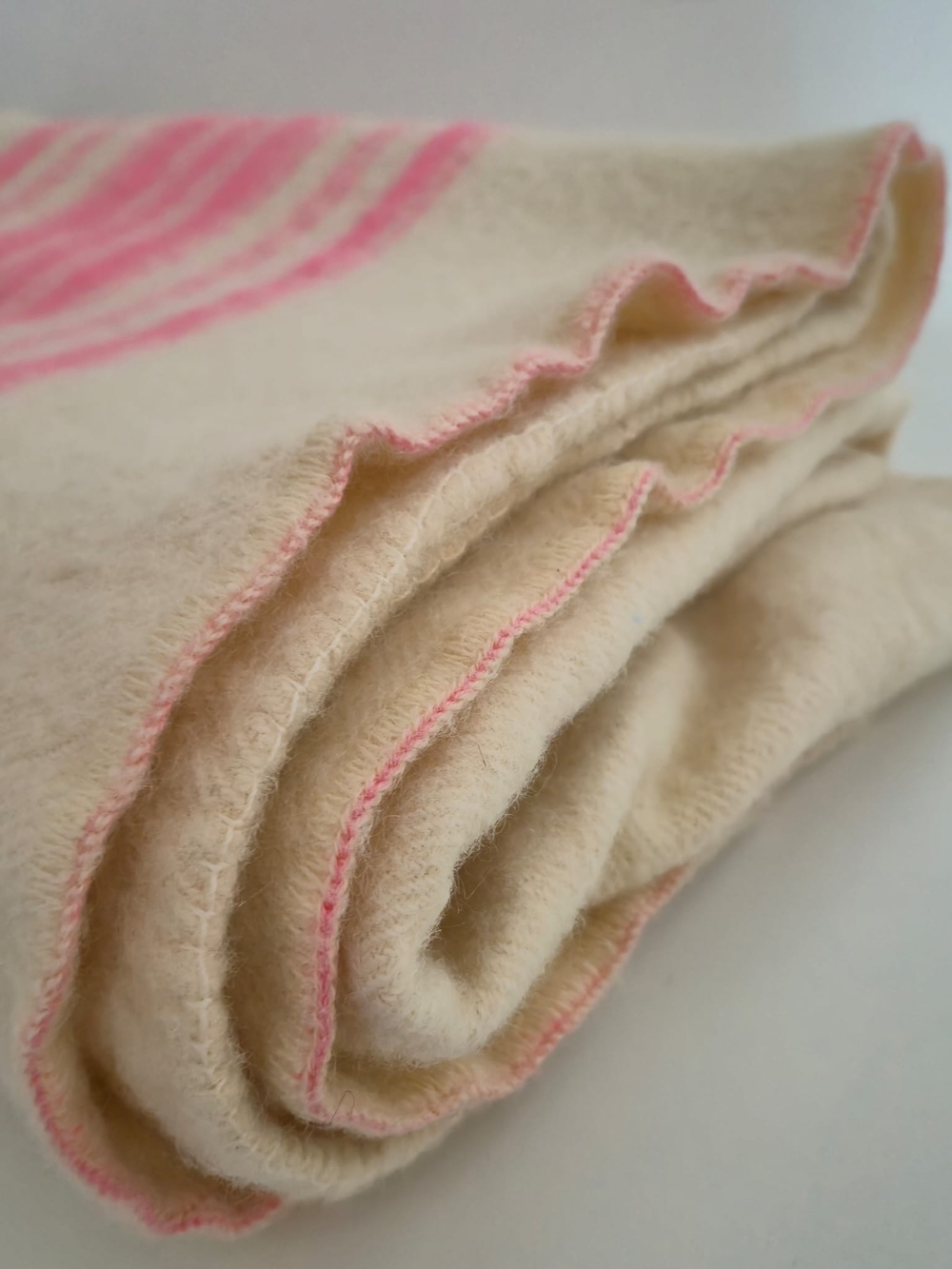 Vintage Mid-Century Mohair Wool Blend Blanket Throw – Pink Stripes 44" x 68" - Picture 6 of 11